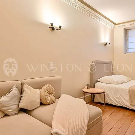 Appartement Tour Eiffel Invalides 7E G Paris Exterior photo